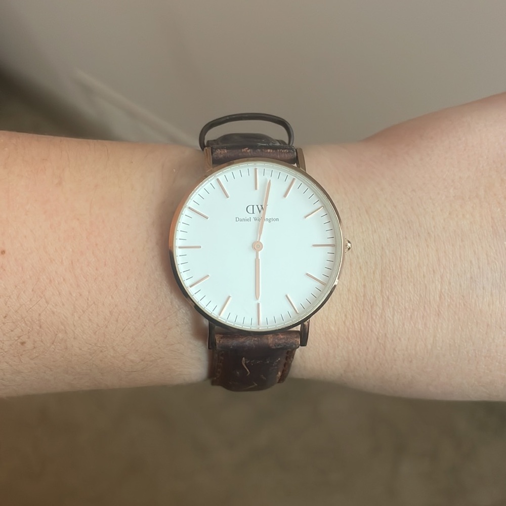 Daniel Wellington Leather Watch